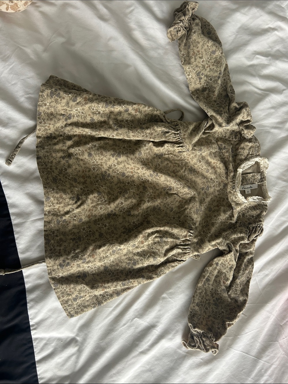 Louisiella Floral Puff Sleeve Mini Dress in Beige and Olive 3y